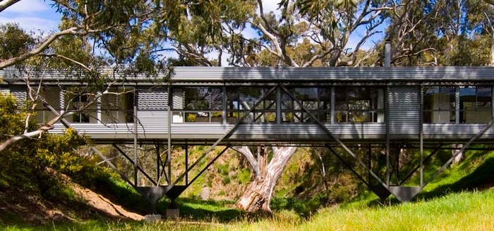 Bridge House by Max Pritchard Architects