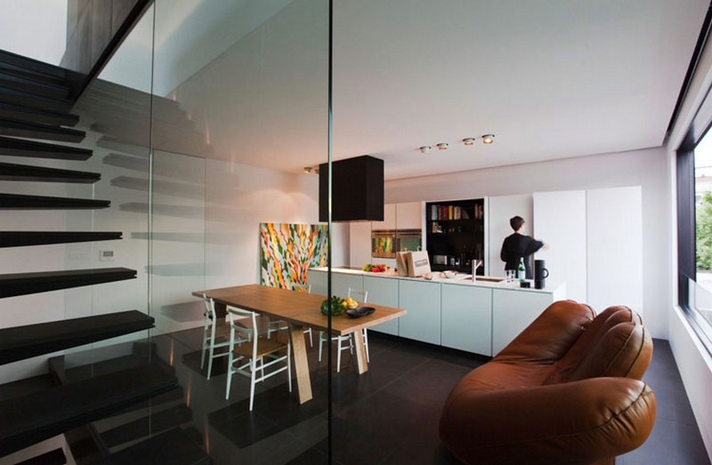Small House by Domenic Alvaro Architect