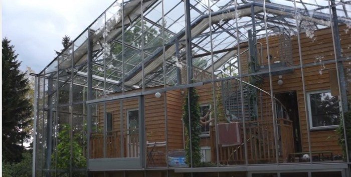 Sacilotto and Granmar House in a Greenhouse