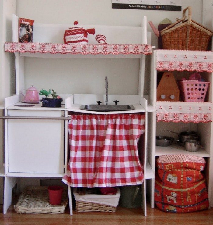DIY Cardboard Play Kitchen