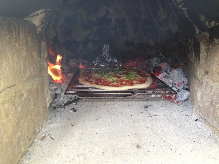 DIY Outdoor Pizza Oven