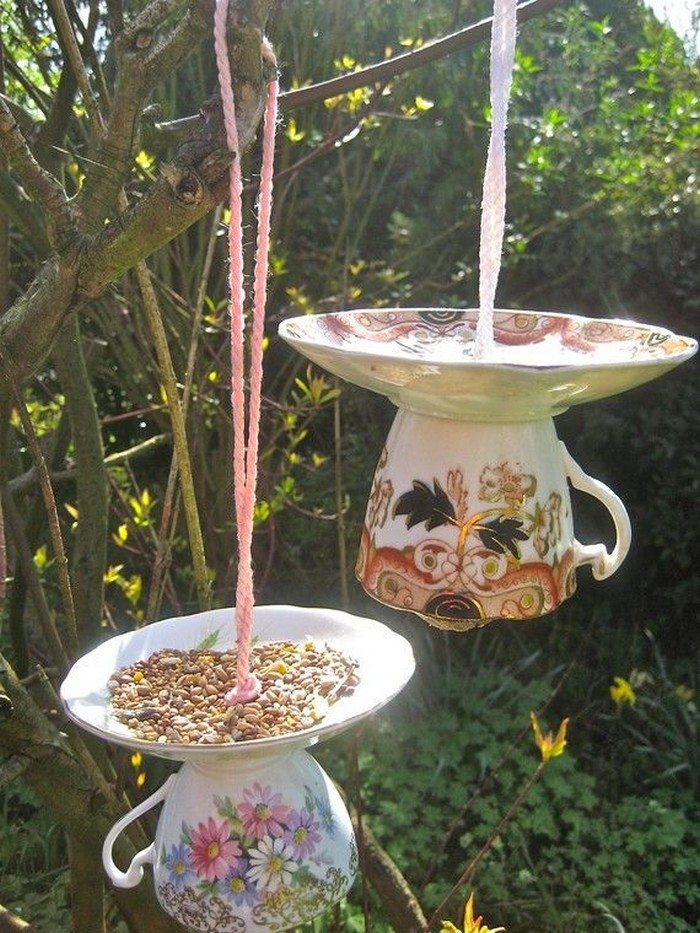 DIY Teacup Bird Feeder