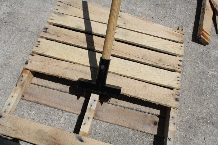 Pallet Breaker