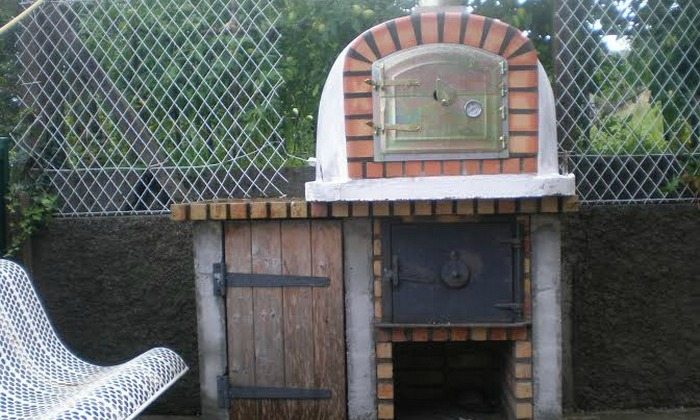 Portuguese Brick Oven Main Image