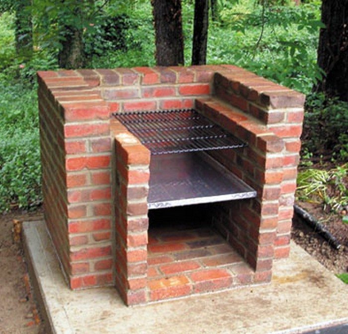 DIY Brick Barbecue