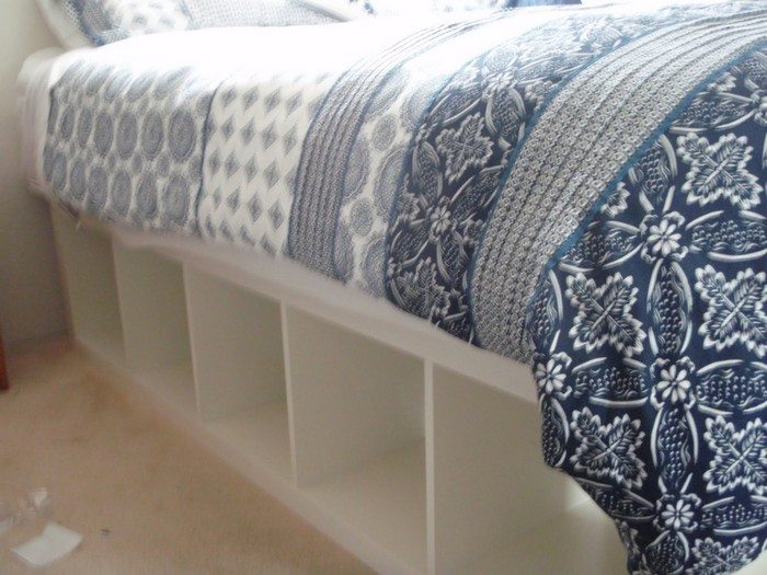 DIY Bookshelf Bed