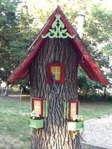 Gnome Tree Stump House