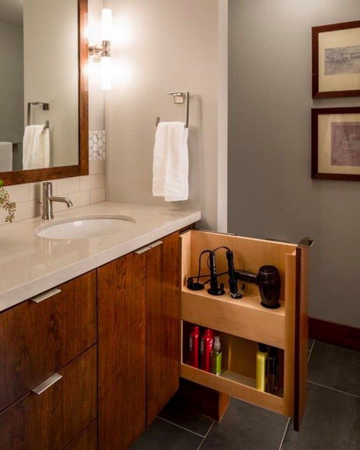 Pull-out Bathroom Storage