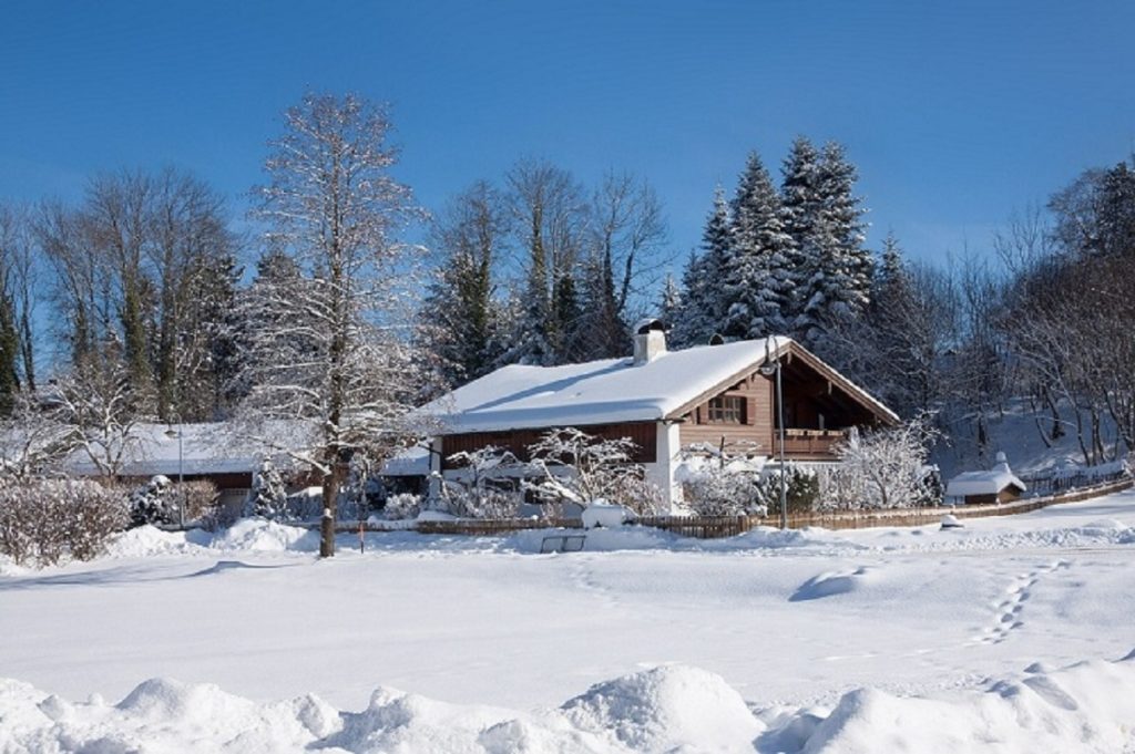 12 Ways to Prep Your Home for Winterfo