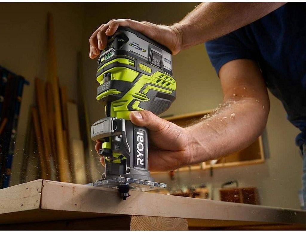 An image of a cordless router