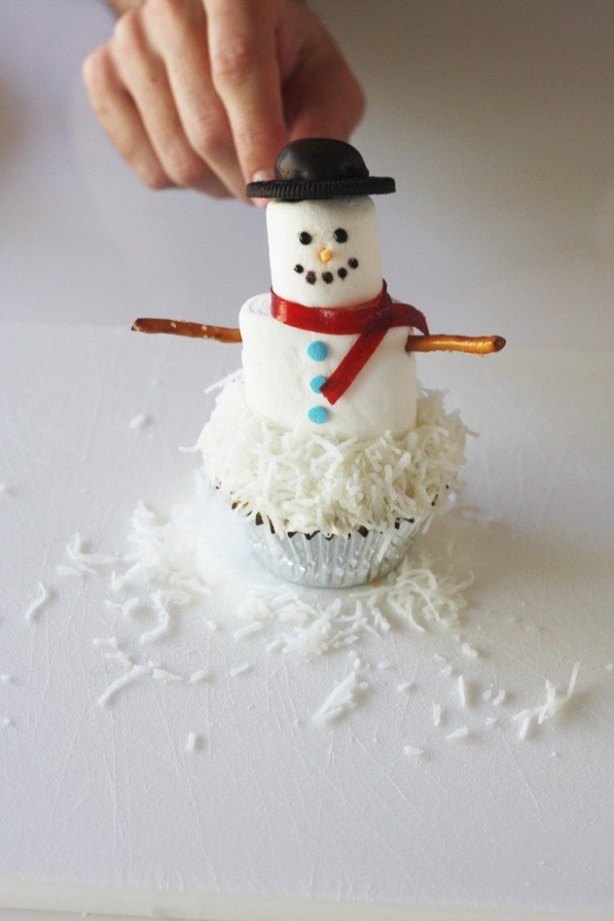Snowman Cupcakes