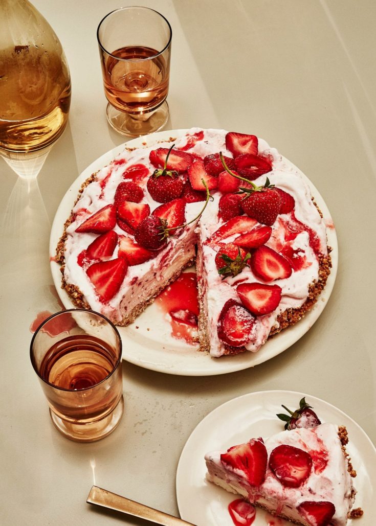 Coconut-Strawberry Ice Cream Pie