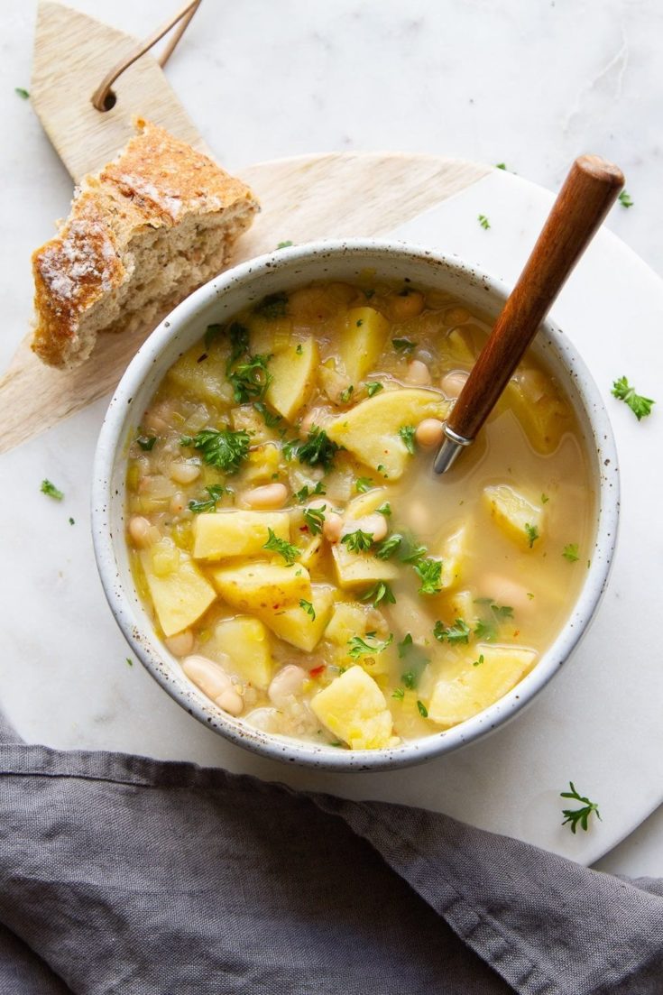 Healthy Potato, Leek, and White Bean Soup