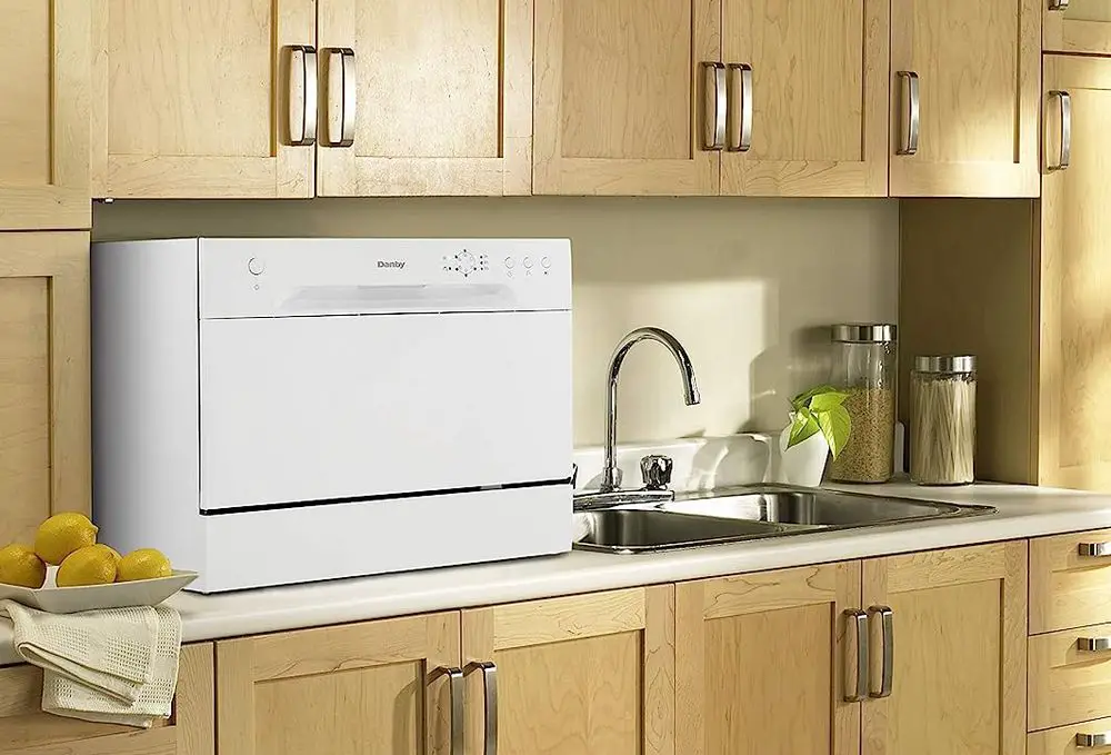 The Danby DDW621WDB is also a remarkably energy-efficient machine. 