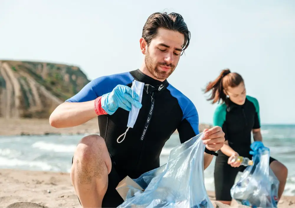 Explore the ways on how to do a successful cleanup event.