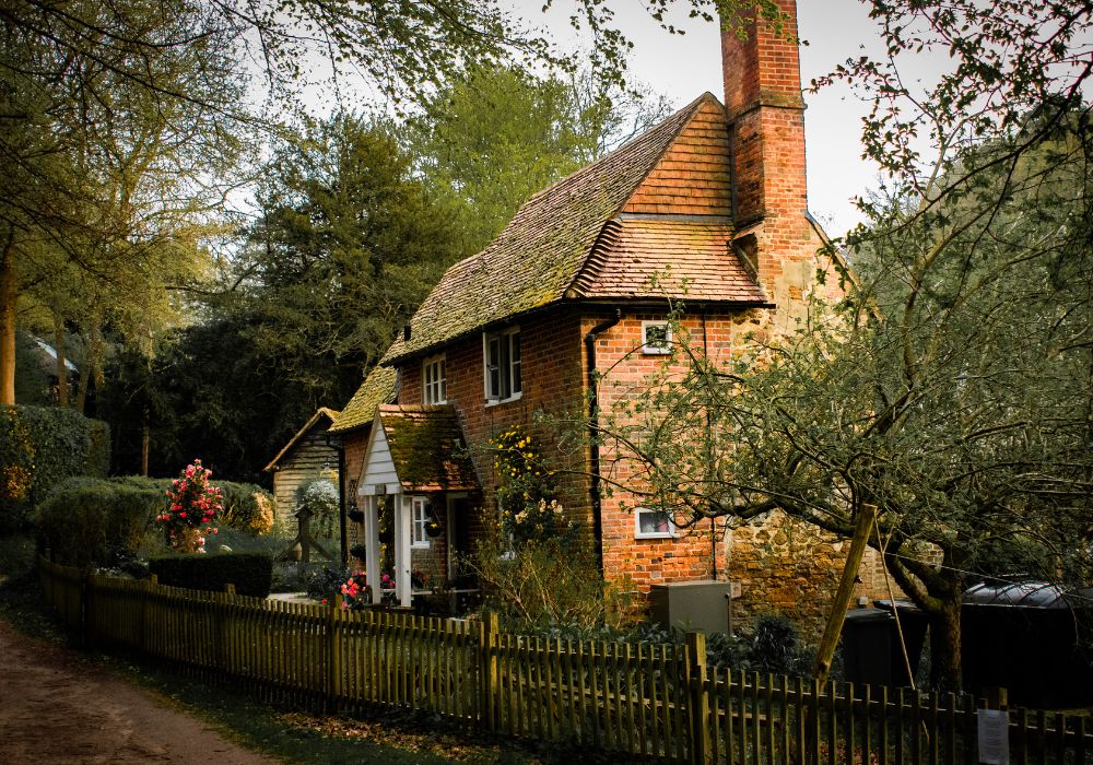 An image of cottage homes.